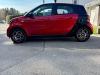 Second-hand Smart ForFour 90 CP (66 kW) 2019 Negru Hatchback