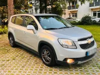 Gebraucht Chevrolet Orlando 143 PS (105 kW) 2011 Silber Van / Kleinbus