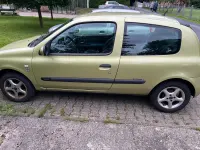 Gebraucht Renault Clio II 75 PS (55 kW) 2003 Grün Kleinwagen