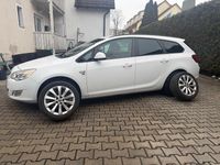 Gebraucht Opel Astra Edition 140 PS (102 kW) 2012 Weiß Kombi