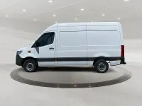 Gebraucht Mercedes Sprinter 170 PS (125 kW) 2024 Arktikweiss Van