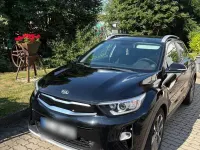 Gebraucht Kia Stonic Spirit 101 PS (74 kW) 2020 Schwarz SUV