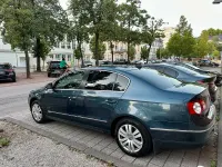 Gebraucht VW Passat 140 PS (102 kW) 2007 Blau Limousine