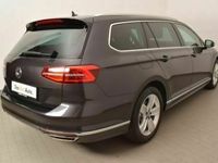 Gebraucht VW Passat Highline 190 PS (139 kW) 2019 Grau metallic Kombi