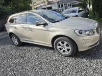 Gebraucht Volvo XC60 Kinetic 150 PS (110 kW) 2016 Braun SUV