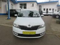 Gebraucht Skoda Rapid Joy 116 PS (85 kW) 2016 Laserweiss Kleinwagen