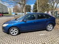 Gebraucht Ford Focus 101 PS (74 kW) 2009 Blau Limousine