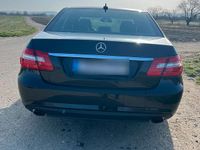 Gebraucht Mercedes E250 AMG 204 PS (150 kW) 2011 Schwarz Limousine