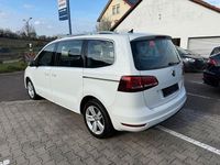 Gebraucht VW Sharan Highline 184 PS (135 kW) 2017 Weiß Van / Kleinbus
