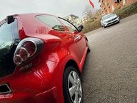 Gebraucht Toyota Aygo 68 PS (50 kW) 2011 Rot Kleinwagen