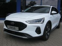 Gebraucht Ford Focus Active 125 PS (91 kW) 2022 Weiß Limousine