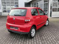 Second-hand VW Fox Basis 54 CP (39 kW) 2006 Roșu Hatchback