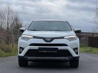 Gebraucht Toyota RAV4 Hybrid Edition 155 PS (114 kW) 2018 White pearl cs SUV