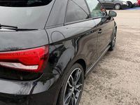 Gebraucht Audi S1 Ambiente 233 PS (171 kW) 2017 Schwarz Kleinwagen