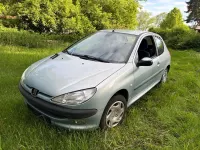 Gebraucht Peugeot 206 Style 75 PS (55 kW) 2001 Grau Limousine