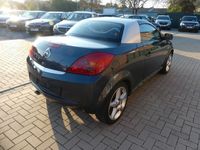 Gebraucht Opel Tigra Edition 125 PS (91 kW) 2006 Metro m2 Cabrio