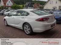 Gebraucht Opel Insignia Business 122 PS (89 kW) 2022 Weiß Limousine