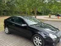 Gebraucht Mercedes C180 143 PS (105 kW) 2005 Schwarz Coupé
