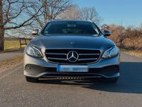 Gebraucht Mercedes E220 195 PS (143 kW) 2017 Grau Kombi