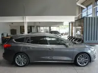 Gebraucht Ford Focus Vignale 150 PS (110 kW) 2019 Grau Kombi