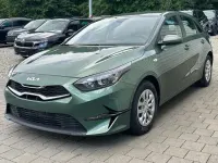 Neu Kia Ceed Silver 140 PS (102 kW) 2025 Experience grün metallic experience grün metallic Kleinwagen
