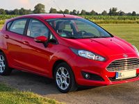 Gebraucht Ford Fiesta 101 PS (74 kW) 2016 Rot Kleinwagen