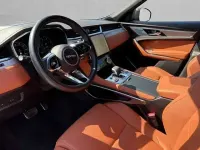 Gebraucht Jaguar F-Pace R-Dynamic 300 PS (220 kW) 2023 Santorini black SUV