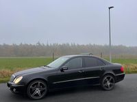 Gebraucht Mercedes E200 Elegance 184 PS (135 kW) 2008 Schwarz Limousine