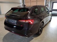 gebraucht Skoda Octavia Combi RS 2.0 TSI 245 PS DSG-5JahreGarantie-Navi-ACC-MatrixLED-Kamera-SHZ-2xPDC-18"Alu-Sofort