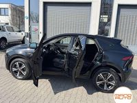 Gebraucht Jaguar E-Pace R-Dynamic 160 PS (117 kW) 2023 Santorini schwarz SUV