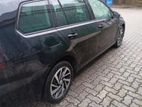 Gebraucht VW Golf VII Join 115 PS (84 kW) 2019 Schwarz Kombi