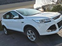 Gebraucht Ford Kuga 150 PS (110 kW) 2016 Weiß SUV