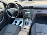 Gebraucht Mercedes C200 163 PS (119 kW) 2008 Grün Coupé