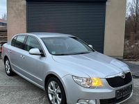Gebraucht Skoda Superb 160 PS (117 kW) 2008 Grau Limousine