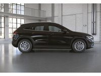 Gebraucht Mercedes GLA200 Style 163 PS (119 kW) 2022 Schwarz SUV