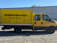 Second-hand Iveco Daily 179 CP (131 kW) 2017 Galben Berlinǎ
