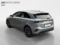 Neu Kia Ceed 101 PS (74 kW) 2025 Lunarsilber metallic Kleinwagen