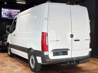 Gebraucht Mercedes Sprinter 163 PS (119 kW) 2019 Arktikweiß mb 9147 Van