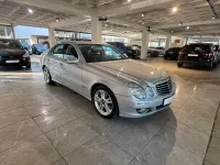 Używany Mercedes E280 190 KM (139 kW) 2006 Srebrny Sedan/Limuzyna