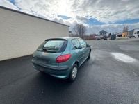 Gebraucht Peugeot 206 60 PS (44 kW) 2000 Grau Kleinwagen