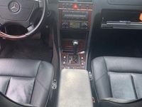 Gebraucht Mercedes C240 170 PS (125 kW) 1999 Orange Limousine