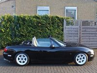Usata Mazda MX5 110 CV (80 kW) 2003 Nero Cabrio