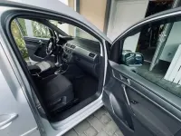 Gebraucht VW Caddy Highline 125 PS (91 kW) 2016 Silber Van / Kleinbus