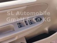 gebraucht VW Golf V Lim. R32 Tempo Navi Leder S-Dach E-Sitze