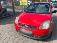 Używany Ford Fiesta 2006 Czerwony Hatchback