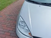 Usado Ford Focus 75 CV (55 kW) 2002 Plateado Familiar