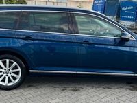 gebraucht VW Passat Variant 2.0 TDI SCR DSG Elegance Vari...