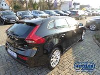 Gebraucht Volvo V40 You! 120 PS (88 kW) 2015 Black solid (stone) / solid Kombi