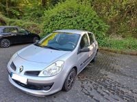 Gebraucht Renault Clio II Authentique 65 PS (47 kW) 2007 Silber Limousine