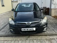 Gebraucht Hyundai i30 109 PS (80 kW) 2010 Schwarz Kleinwagen